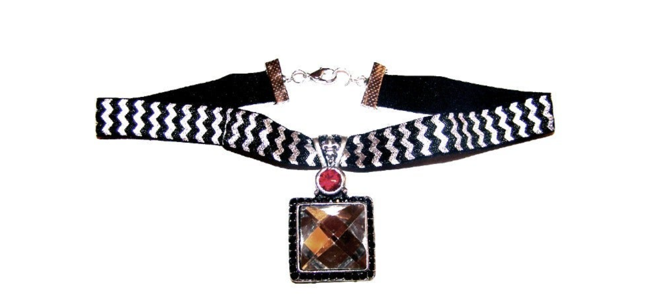 American Gothic Crystal Shimmer Choker